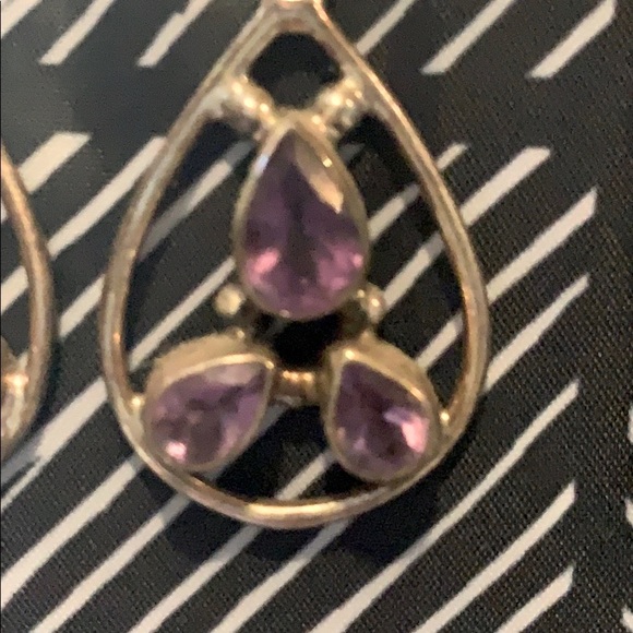 Earrings - Picture 4 of 5